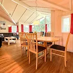 Strandblick - Dorf 1 04 * Priwall