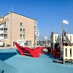 Strandblick - Dorf 1 04 *
