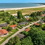 Strandblick - Dorf 1 04 Priwall