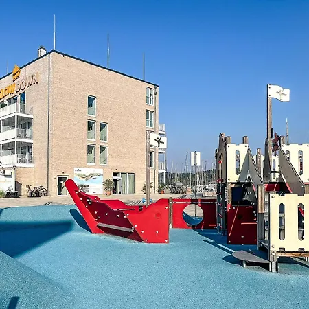 Strandblick - Dorf 1 04 *