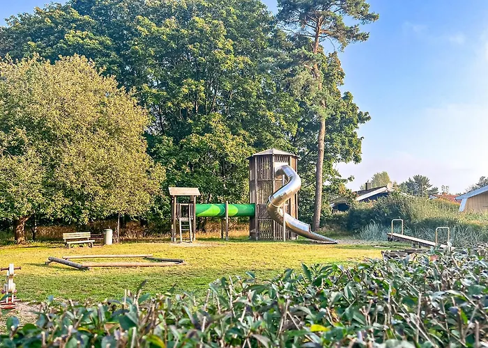 Strandblick - Dorf 1 04 *